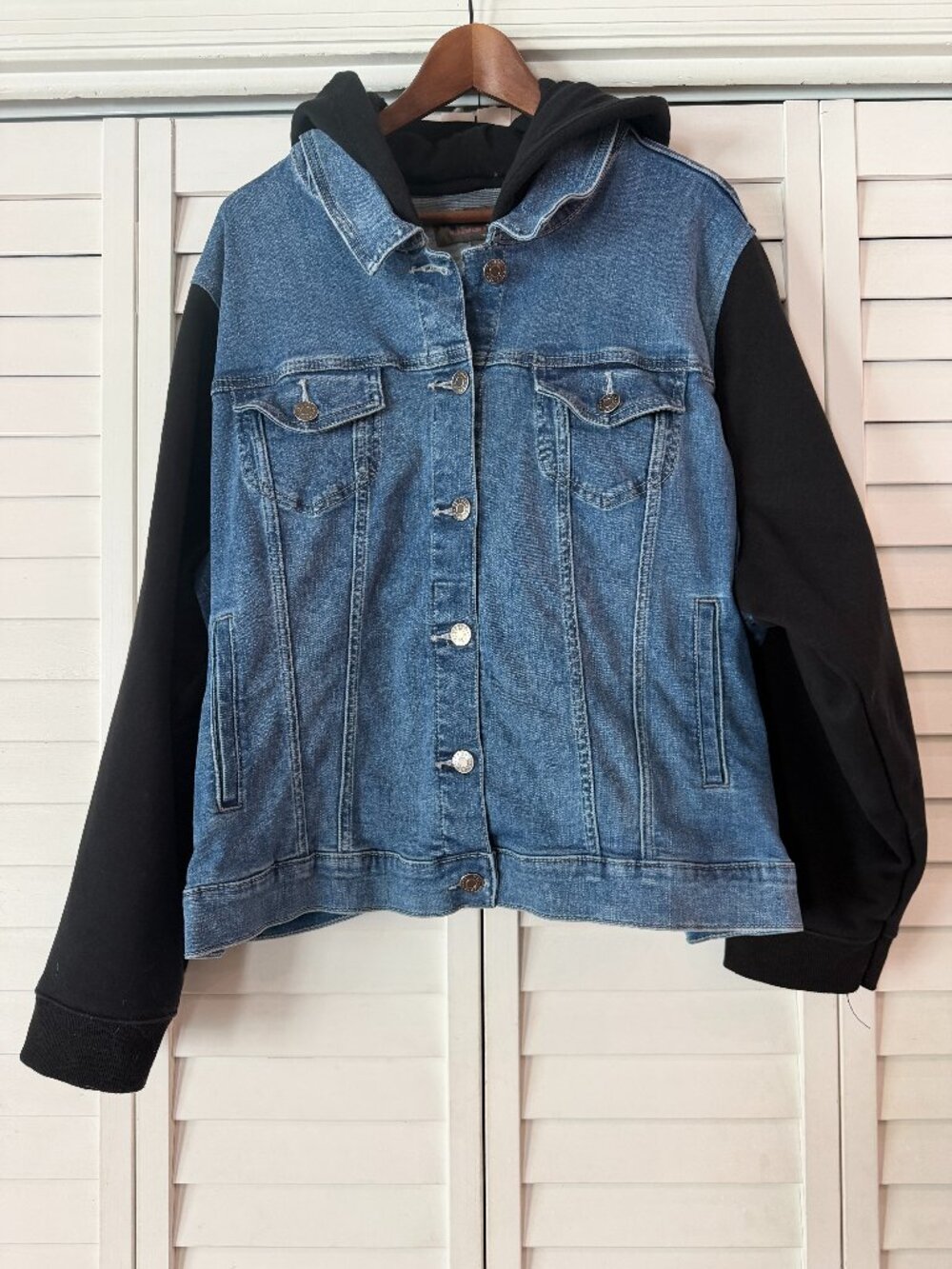 Torrid Denim Knit Sleeve Hooded Trucker Jacket - Size 2 (2X)